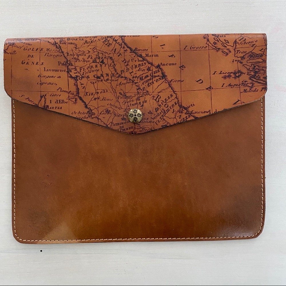 PATRICIA NASH | Signature Map Collection